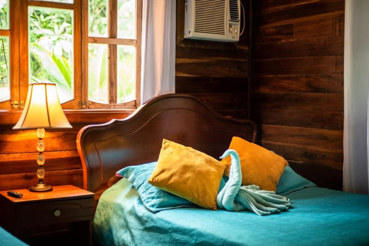 Hotel Tierra Verde Bed And Breakfast Bocas Town Exterior foto